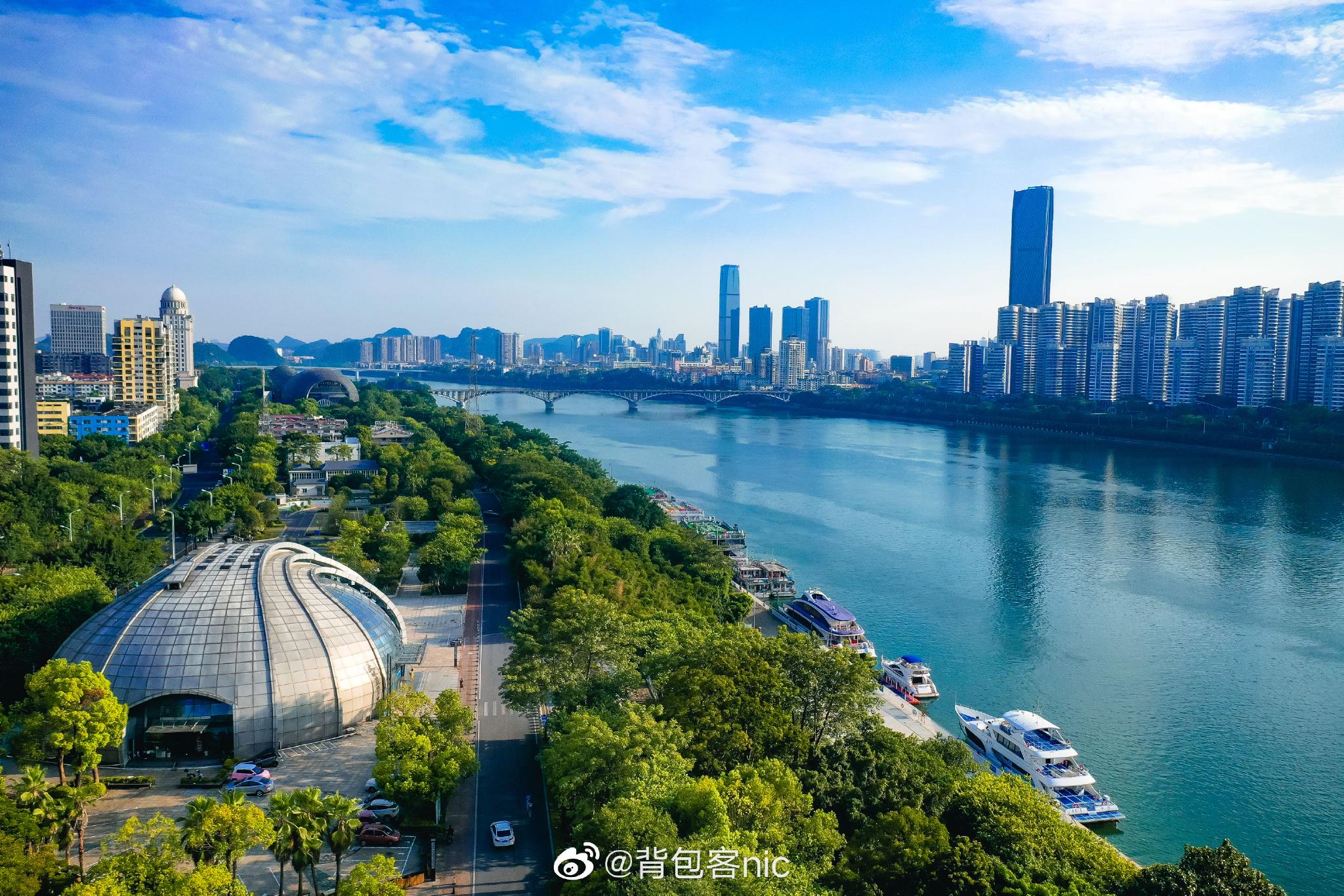 情况尚未明确：柳州小巷子的爱情到底是什么？深度揭秘柳州小巷爱情的真相与情感故事