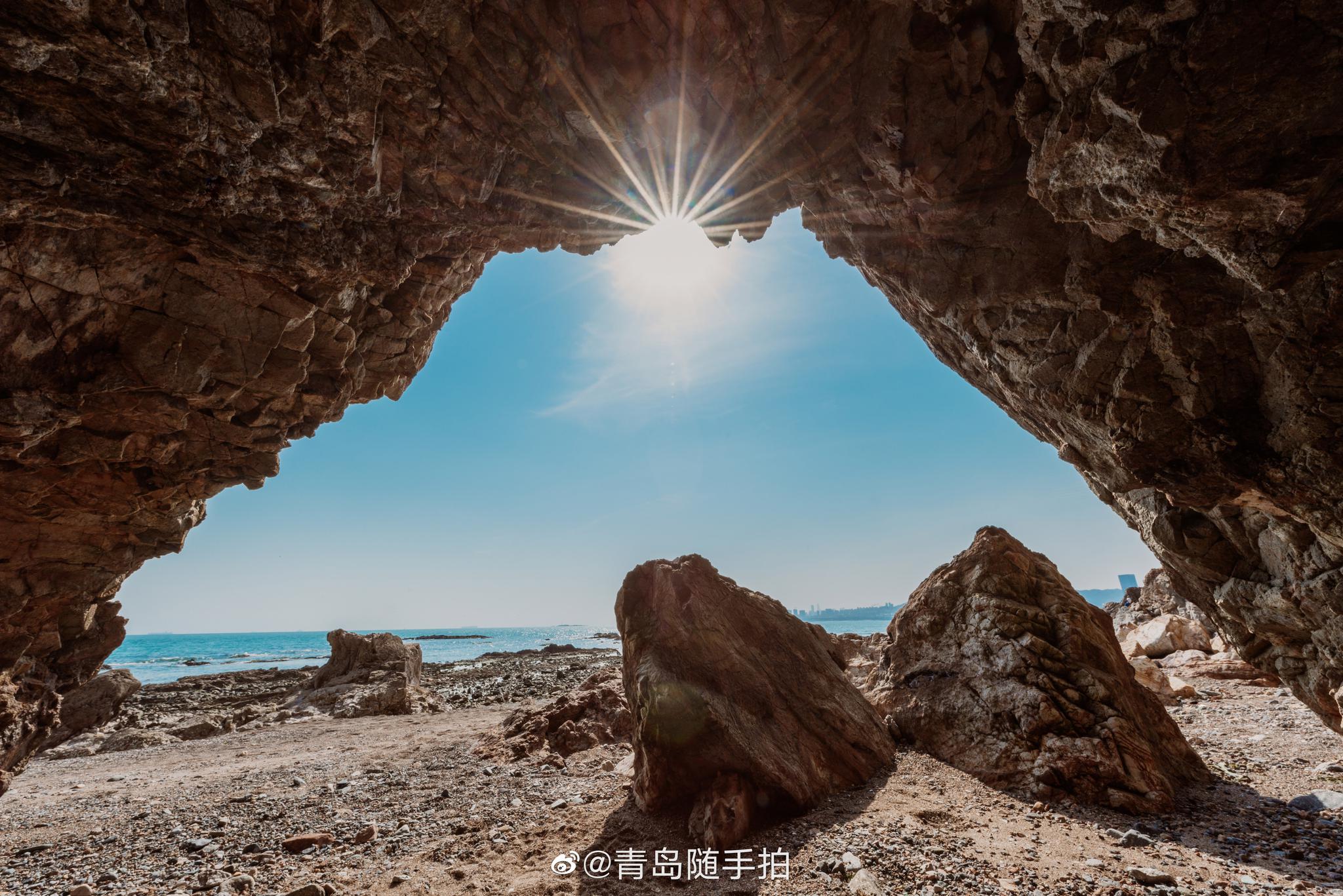 石老人网红洞,青岛崂山 | 摄影@葱油饼1988-_高清图集_新浪网