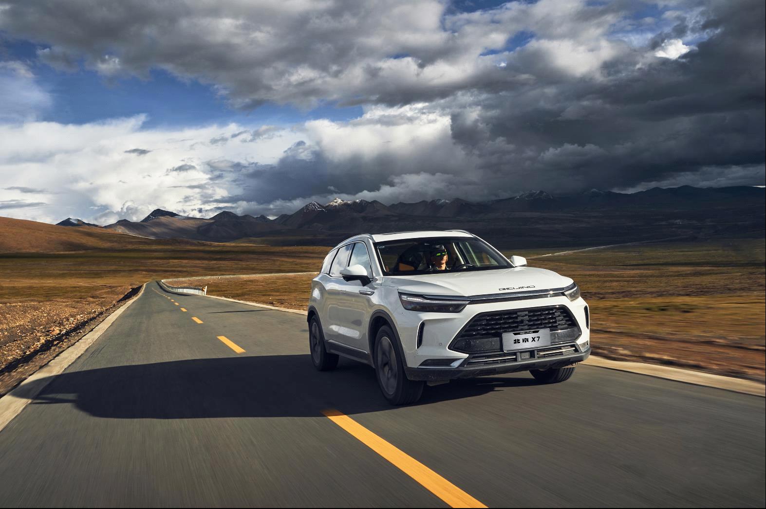 挑战海拔5200米的珠峰大本营,北京x7轻松驾驭,比沿途的风景更惹眼