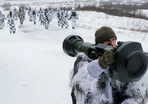 俄撤军不到48小时，乌克兰就动手？俄乌争议区居民点被炮击2小时休闲区蓝鸢梦想 - Www.slyday.coM