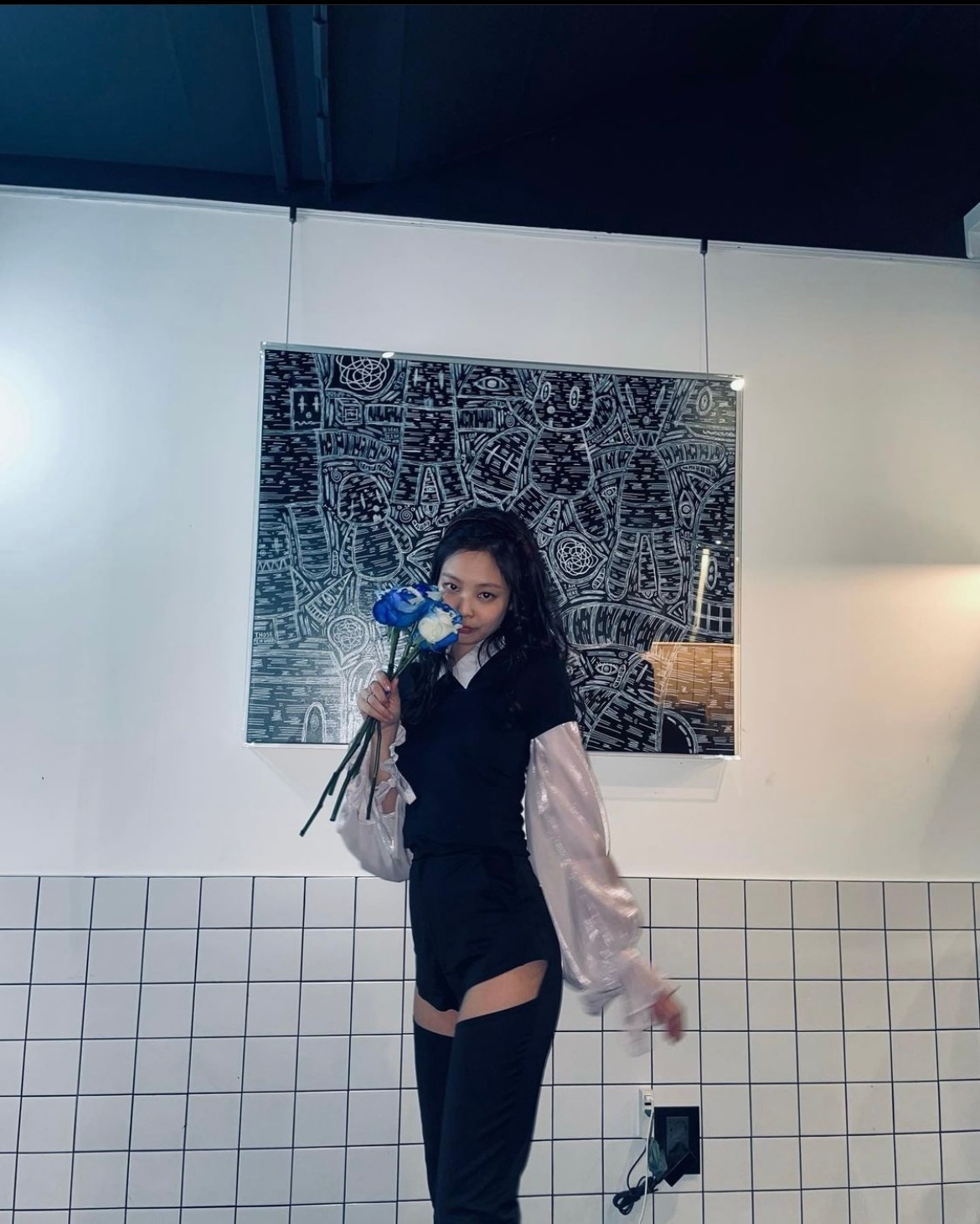 JENNIE26岁生日庆生照，妮妮好美啊！__财经头条