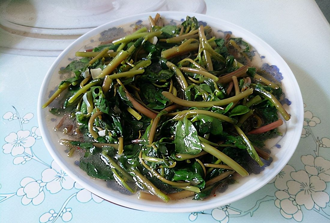 广西人吃得真的很野,别人眼中的"糟糠"却是无可替代的乡土情怀