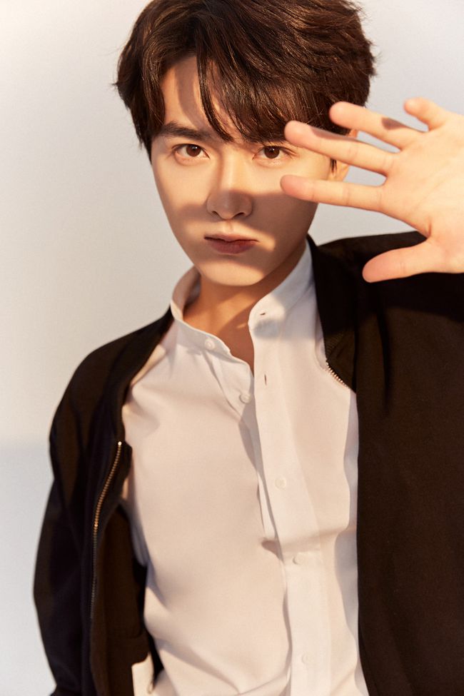 泽东官宣新人演员刘思博故事脸张力十足潜力无限