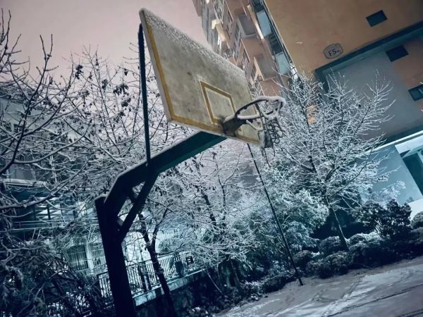 随手一拍都是大片！你的朋友圈办摄影大赛了吗～雪后出行要注意休闲区蓝鸢梦想 - Www.slyday.coM