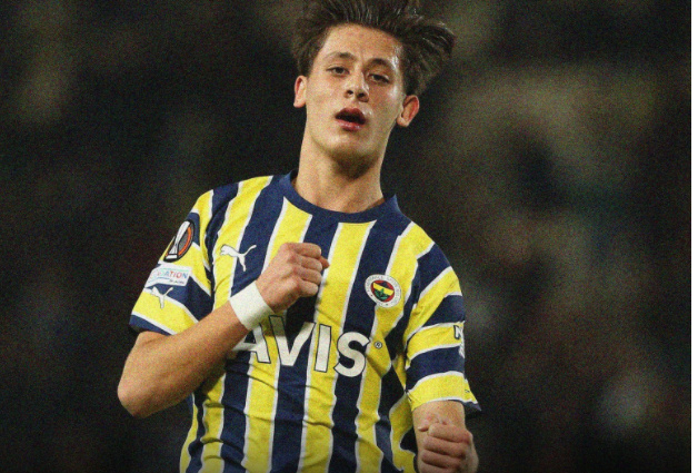 居莱尔虽然今年只有17岁,但却已经在费内巴切一线队效力了两个赛季.