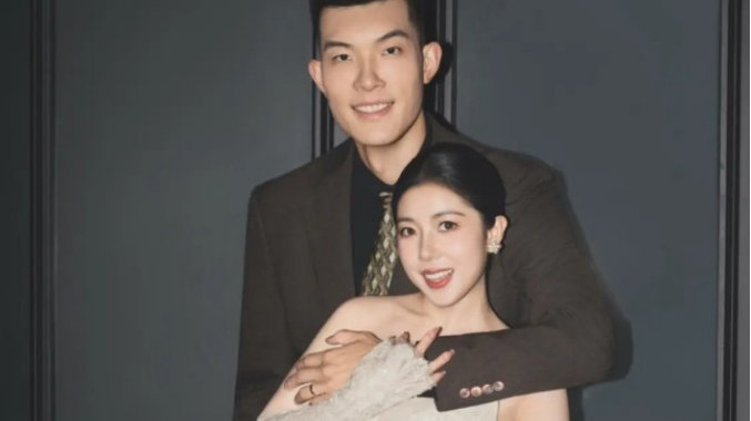恭喜!CBA状元郭凯举办婚礼 郭士强高诗岩祝铭震等到场祝贺|高诗岩|郭凯|CBA|祝铭震|郭士强_新浪新闻