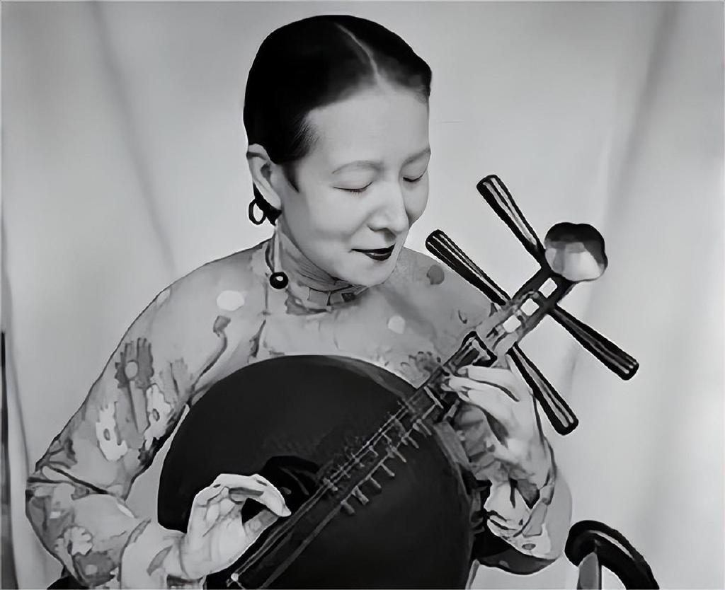 裕容龄：慈禧最宠的女官，与太监恋爱遭状元拒婚，晚年被打断双腿