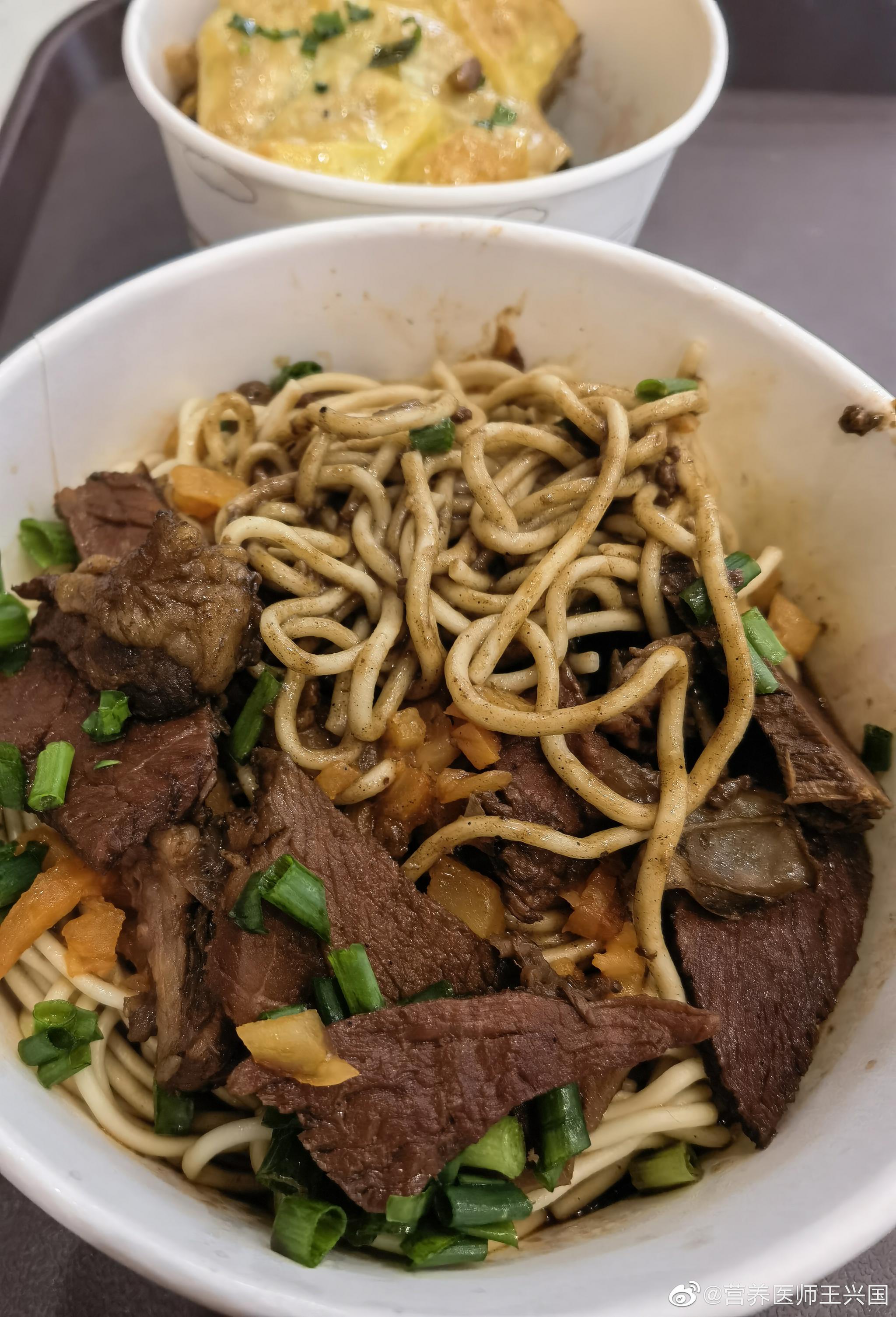 终于吃上武汉热干面了