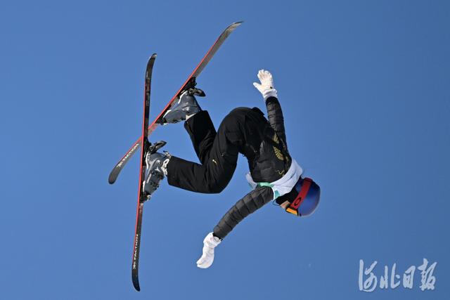 精彩冬奥丨我！爱！凌！“神仙打架”中逆转夺冠，金牌就是谷爱凌休闲区蓝鸢梦想 - Www.slyday.coM