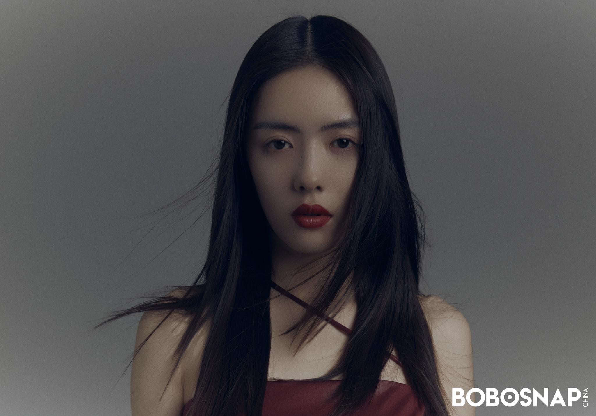 li jingwen艺人统筹:april@qun_young设计:王若菲@wangruofei7发型