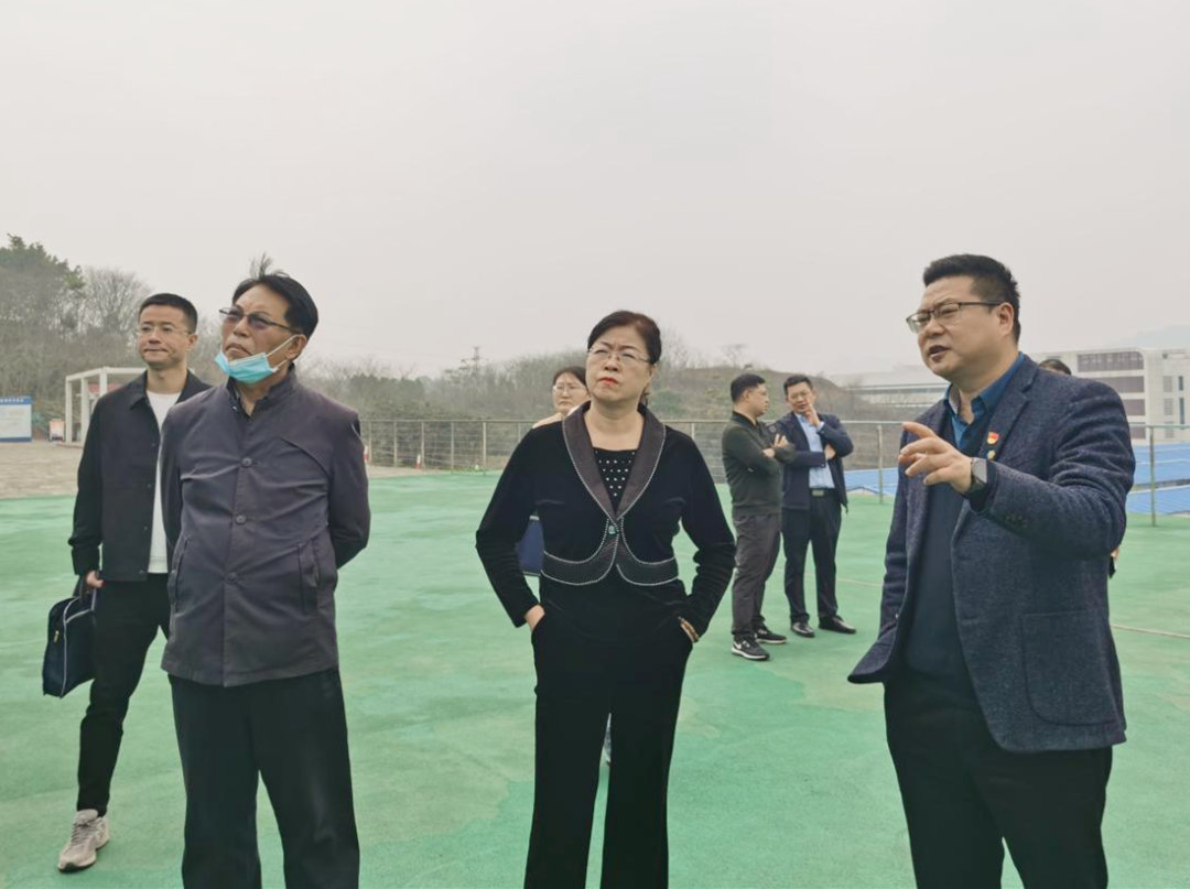 甘肃省嘉峪关市人大常委会副主任韩淑华一行莅临远东宜宾智能产业园