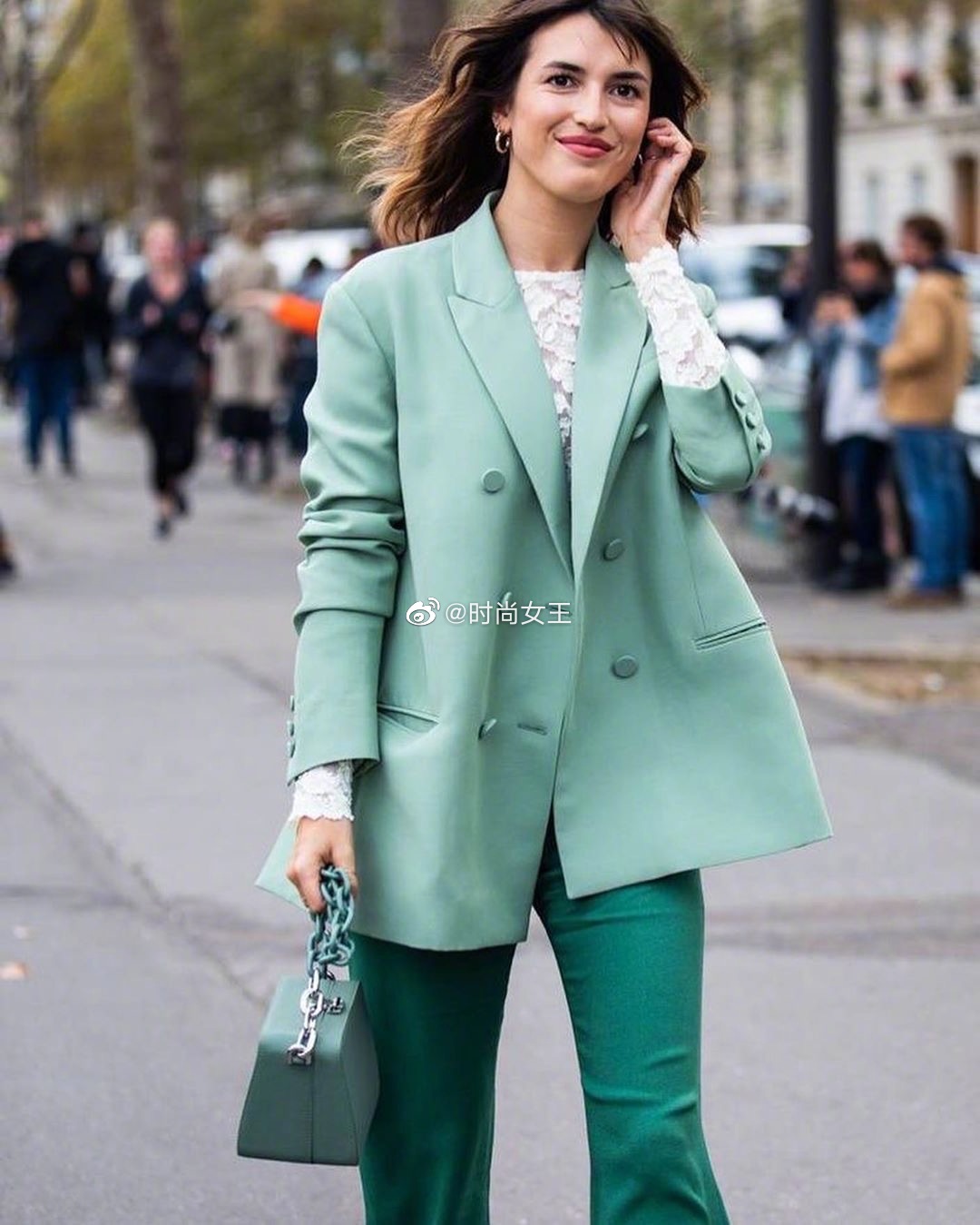 彩色西服外套合集,糖果色在春天穿着更为适合
