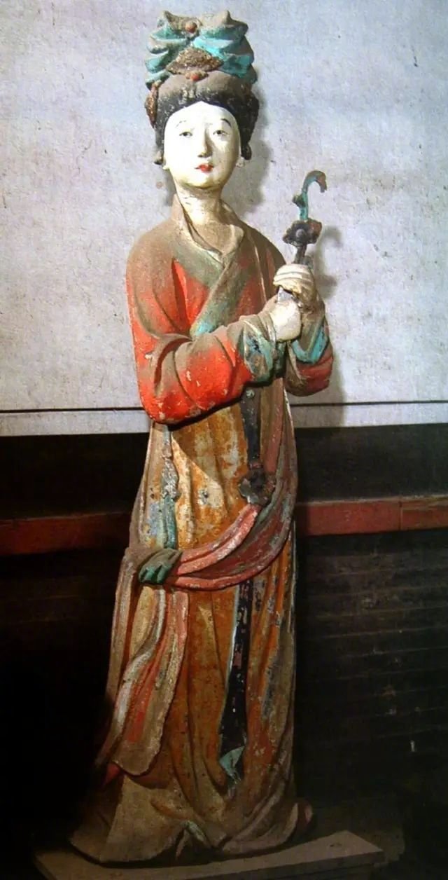晋祠圣母殿的宋代侍女像