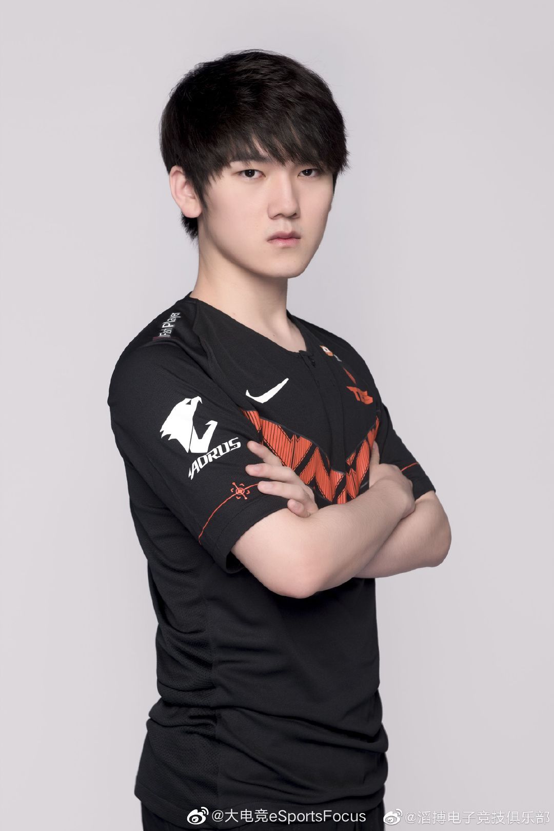 阿水定妆照来啦!确实帅嗷!期待他重返赛场上