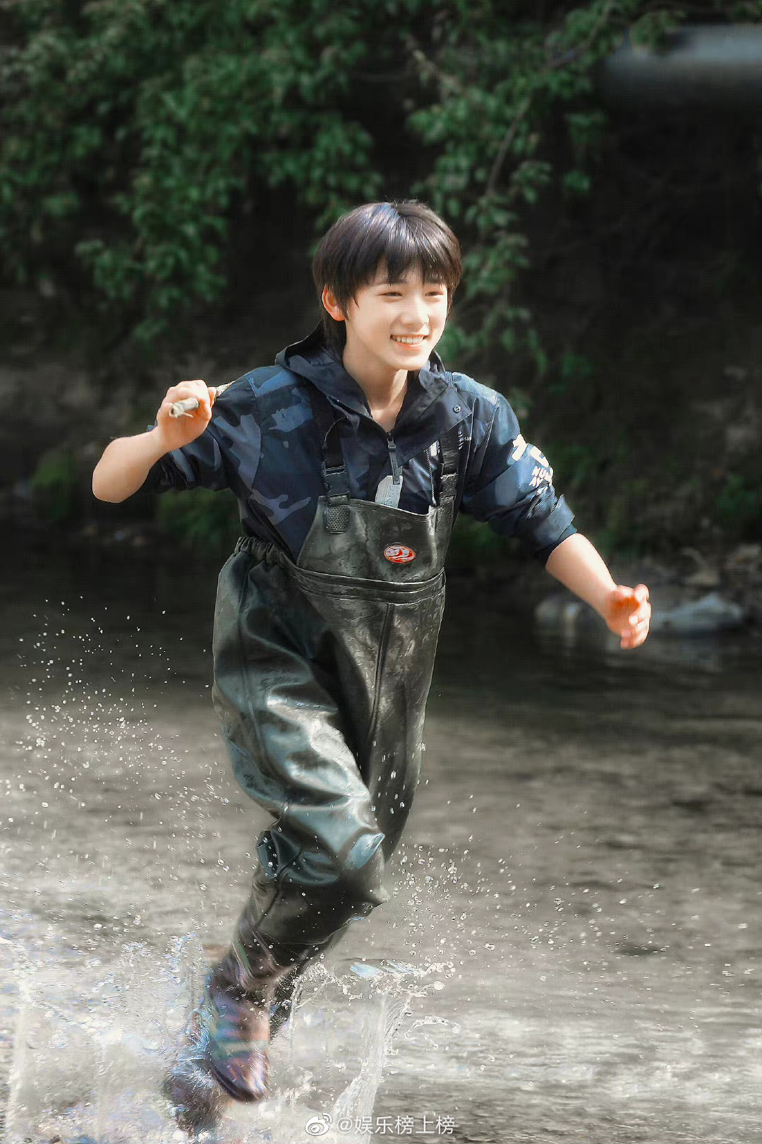 好可爱|宋亚轩_新浪新闻