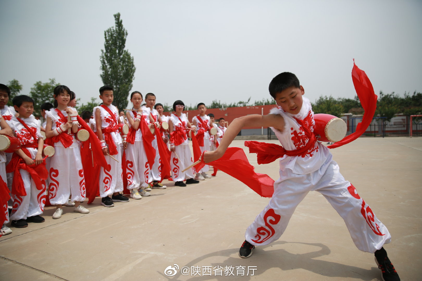 安塞腰鼓敲进渭南校园