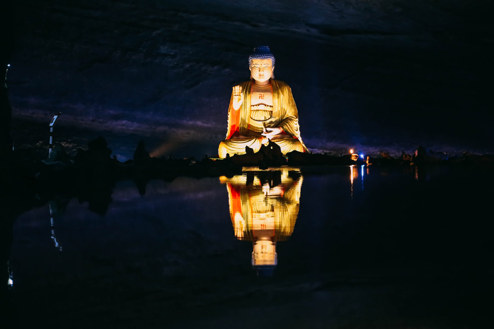 重庆避暑入梦南川游世遗美景金佛山