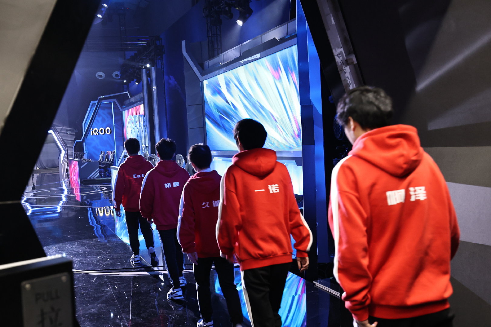 AG超玩会人气超越世界冠军EDG!三位选手力压Fly,网红战队实锤了休闲区蓝鸢梦想 - Www.slyday.coM AG超玩会人气超越世界冠军EDG!三位选手力压Fly,网红战队实锤了休闲区蓝鸢梦想 - Www.slyday.coM