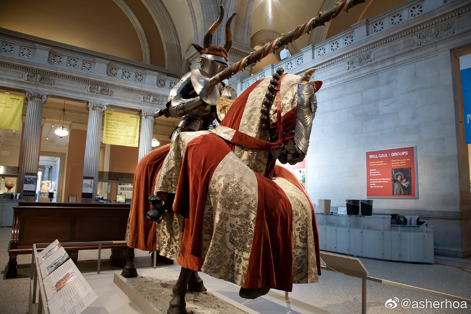 1500年左右,一套德意志骑士马上长矛比武的全套盔甲……__财经头条