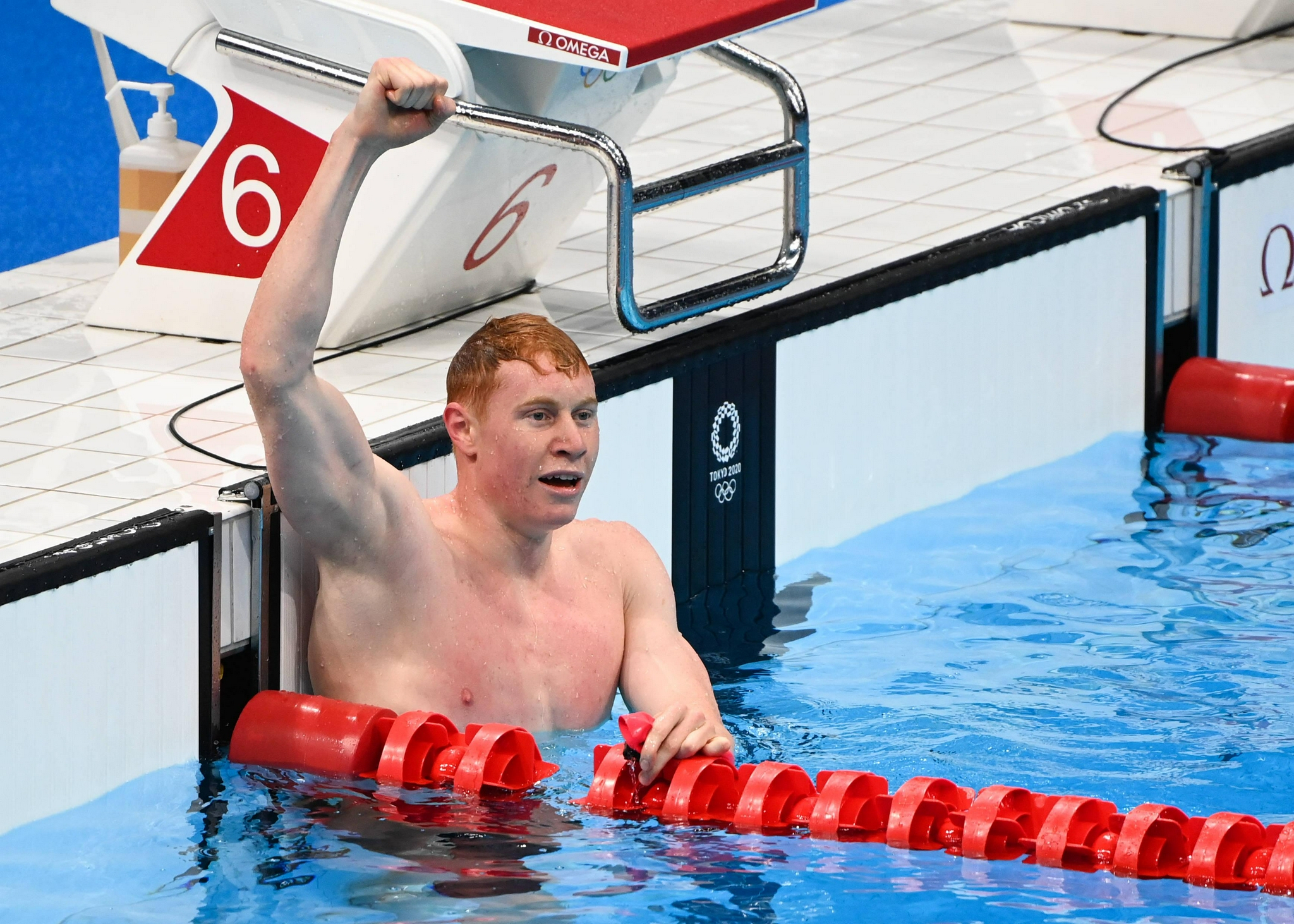 游泳——男子200米自由泳:英国选手迪安夺冠