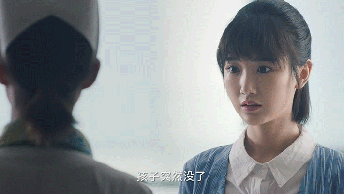 《三十而已》预告中,@毛晓彤 饰演平凡安稳的钟晓芹_高清图集_新浪网