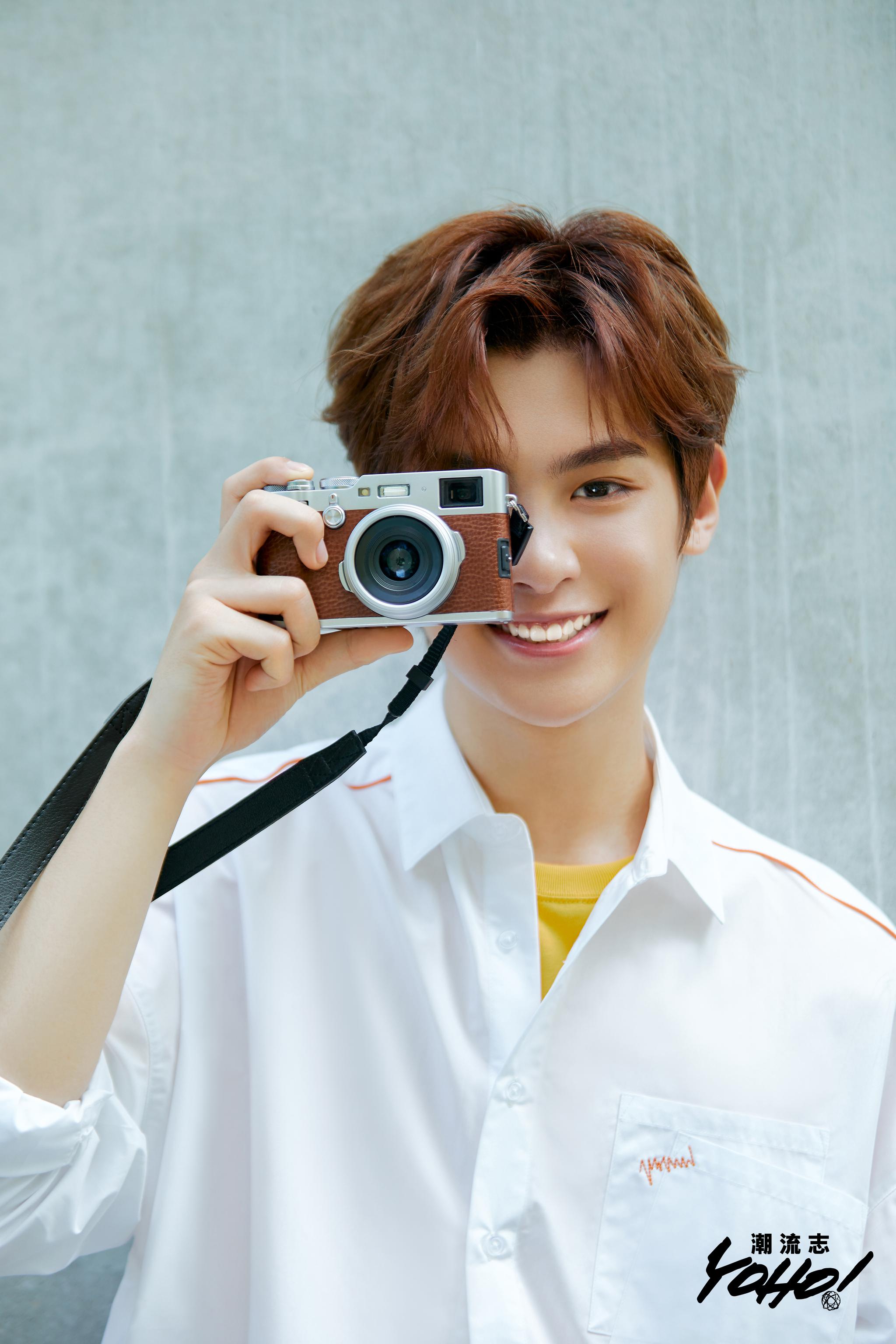 潮流志》六月刊封面人物提前曝光!夏日的快乐藏在哪?