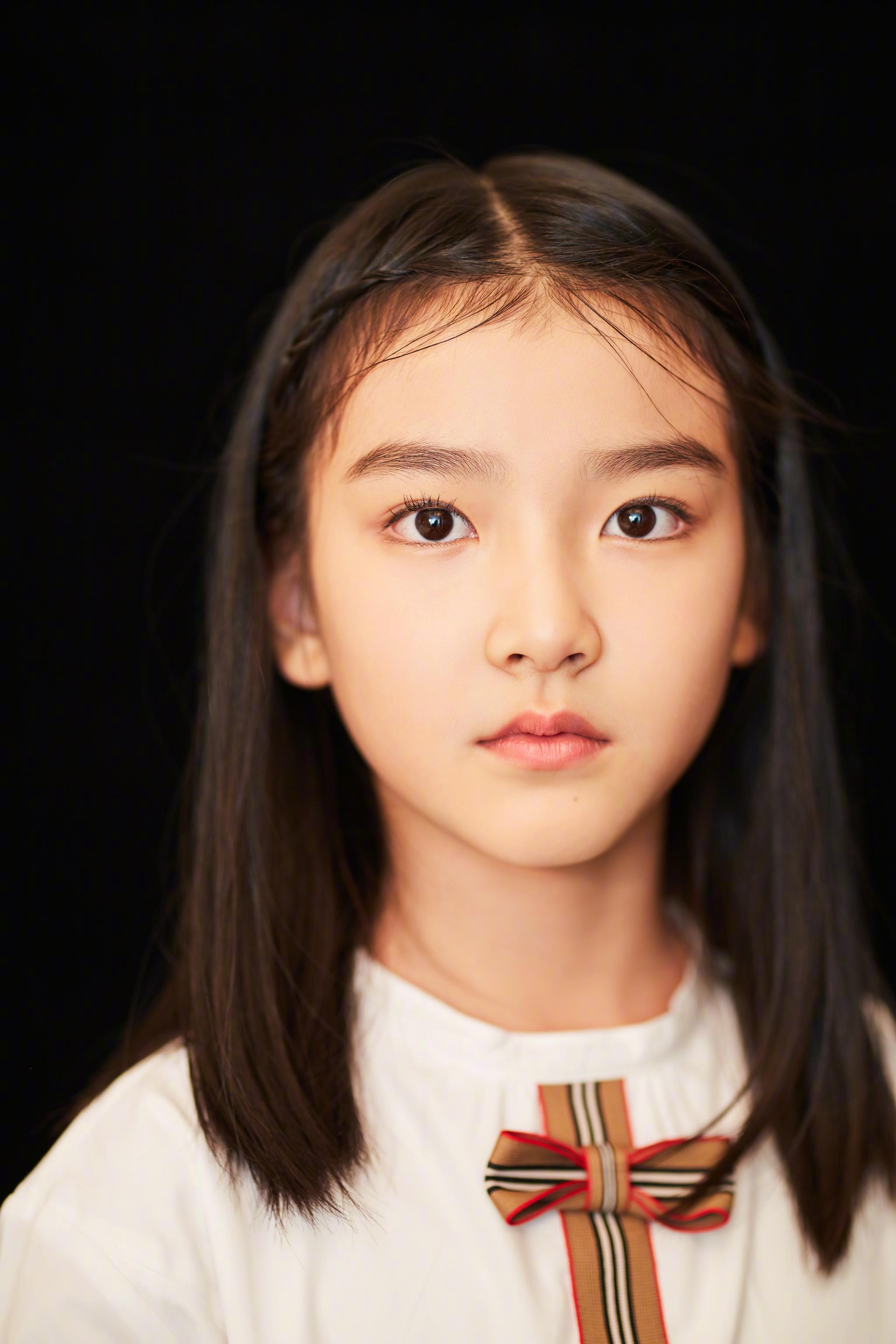 昨晚,10后新生演员王圣迪@王圣迪-娃娃angela 出席晚会