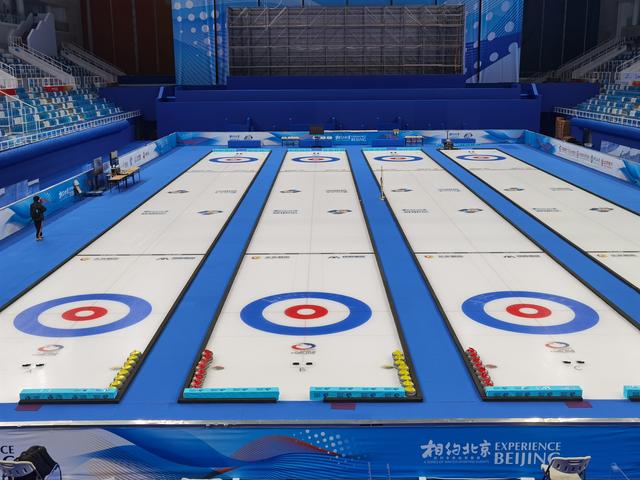 "水立方"变身"冰立方",成为世界上最大的冰壶场馆