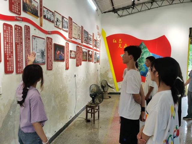 暑期社会实践PK休闲区蓝鸢梦想 - Www.slyday.coM