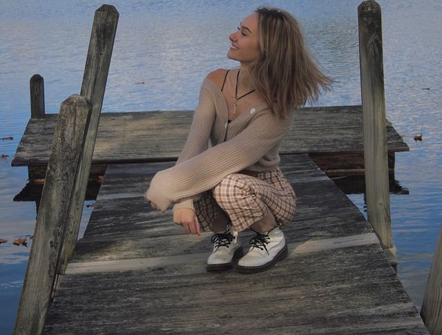 美国18岁漂亮女孩手臂似绿巨人,罕见病导致却遭攻击,“该去截肢”休闲区蓝鸢梦想 - Www.slyday.coM 美国18岁漂亮女孩手臂似绿巨人,罕见病导致却遭攻击,“该去截肢”休闲区蓝鸢梦想 - Www.slyday.coM