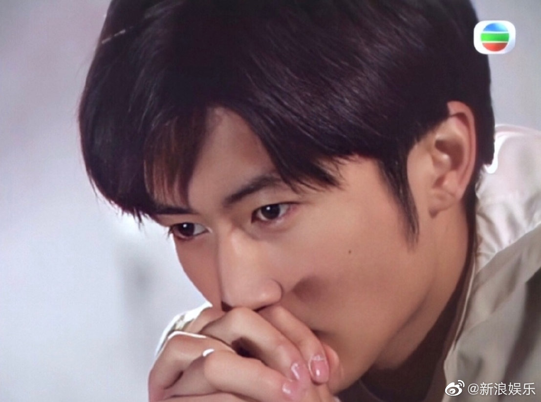 2000年 少年感满满的谢霆锋__财经头条