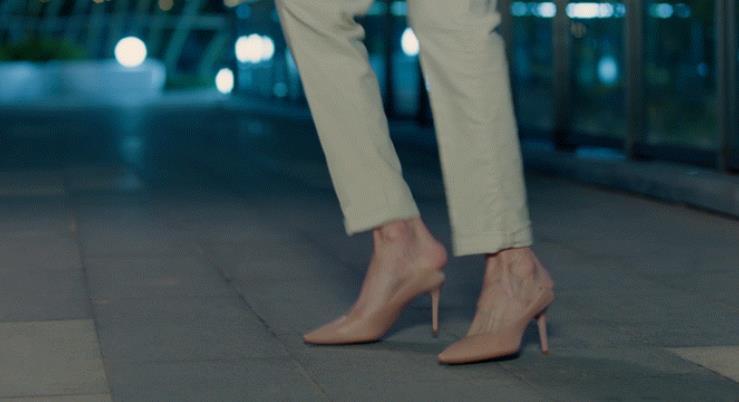 《东八区的油腻先生们》：如果还有一点良知，不要再播了，就此为止吧休闲区蓝鸢梦想 - Www.slyday.coM