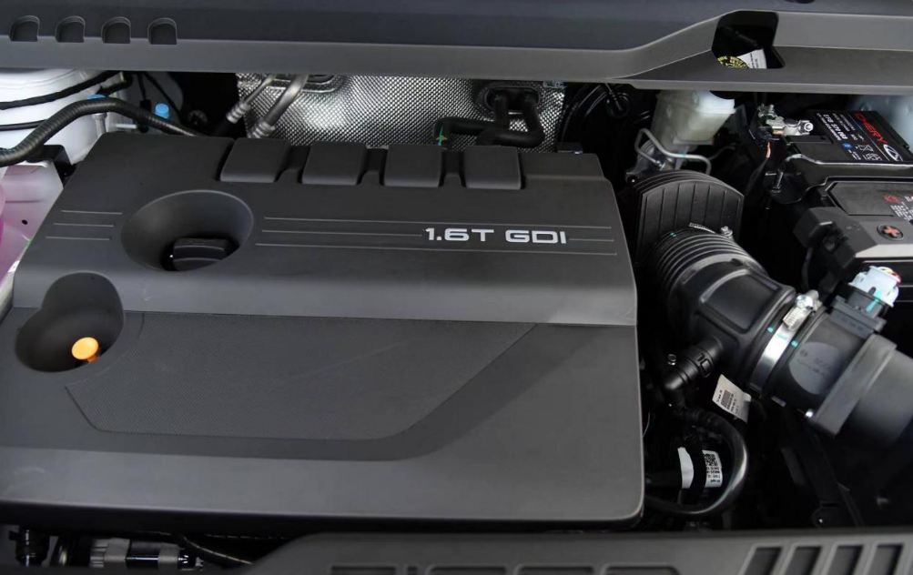 国产紧凑型SUV对决，哈弗神兽对比奇瑞瑞虎8 PLUS