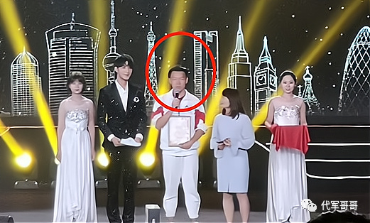 狼狈为奸？知名艺考机构老师杜英哲，北电导演系学生赵韦弦被曝丑闻休闲区蓝鸢梦想 - Www.slyday.coM