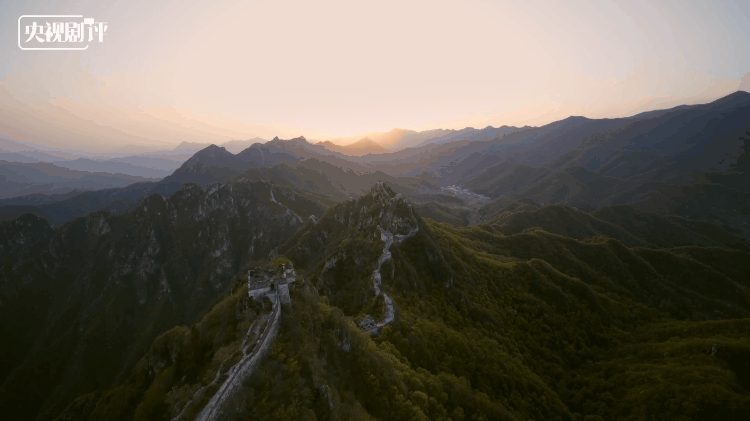 《航拍中国》第四季：新时代大美中国的壮丽画卷休闲区蓝鸢梦想 - Www.slyday.coM