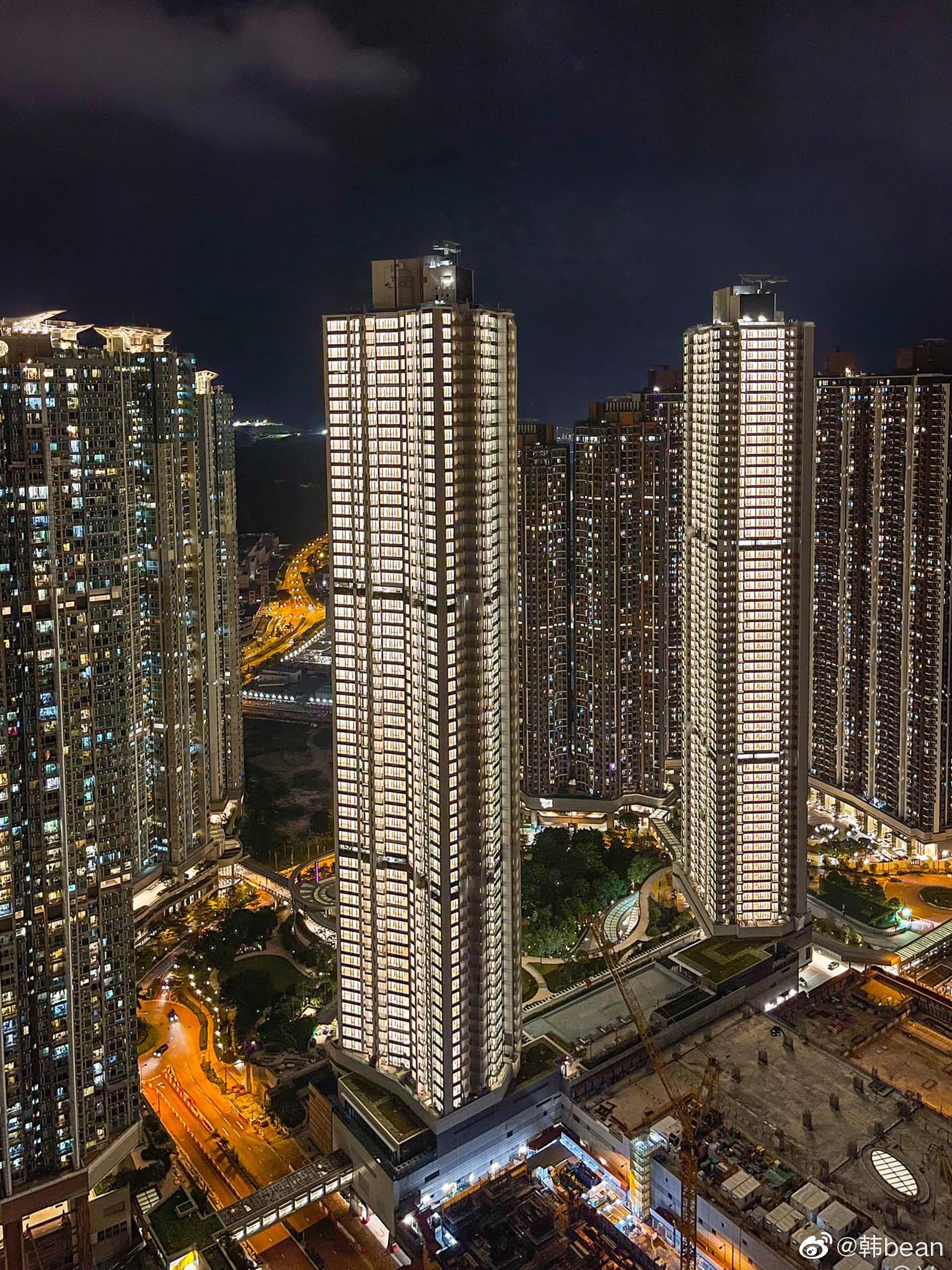 香港 日出康城 ——超过40座200米以上住宅大型楼盘 2021.