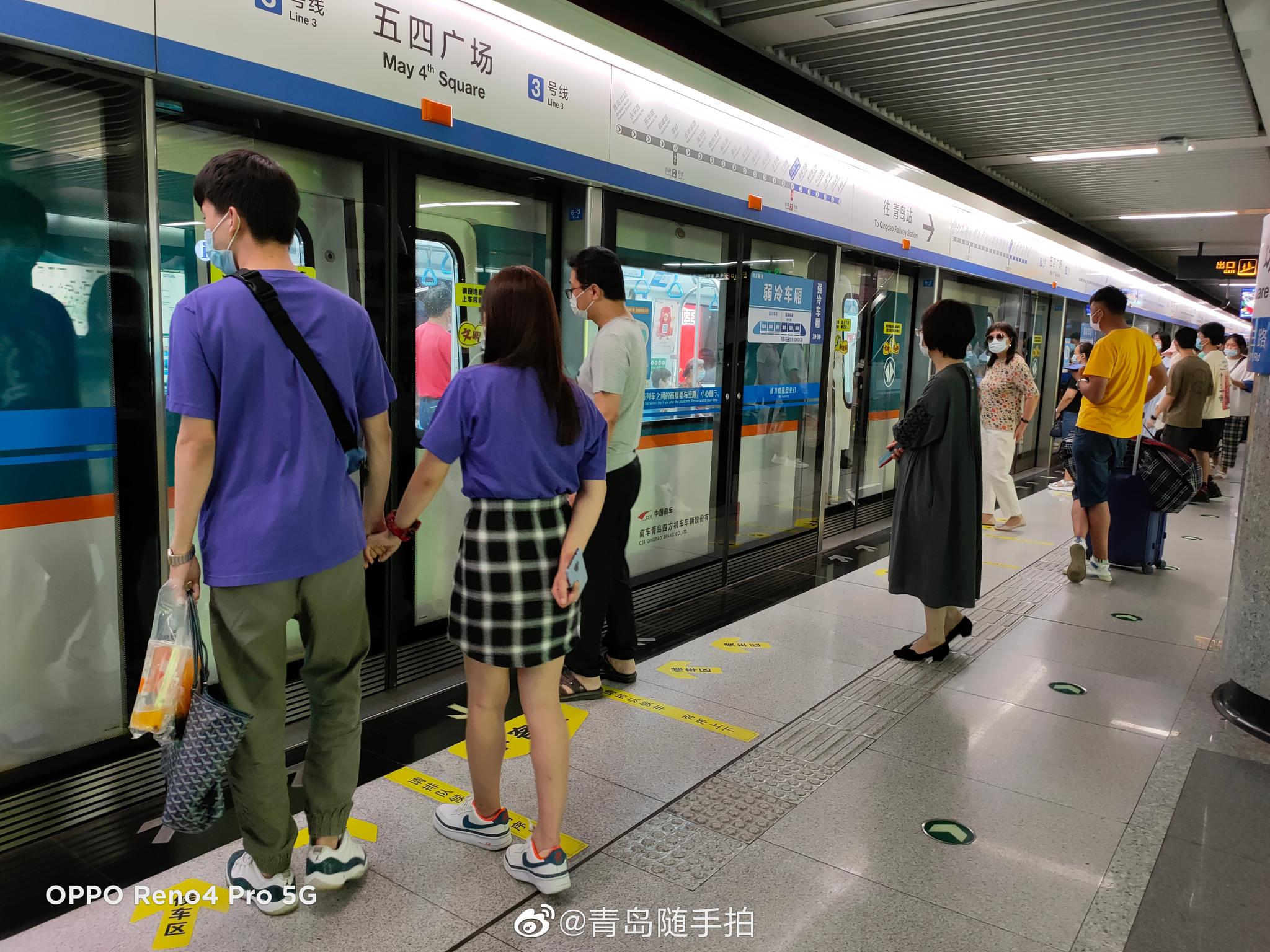 茫茫人海中拍到你,有时候和摄影师互相成全,路人,你好!