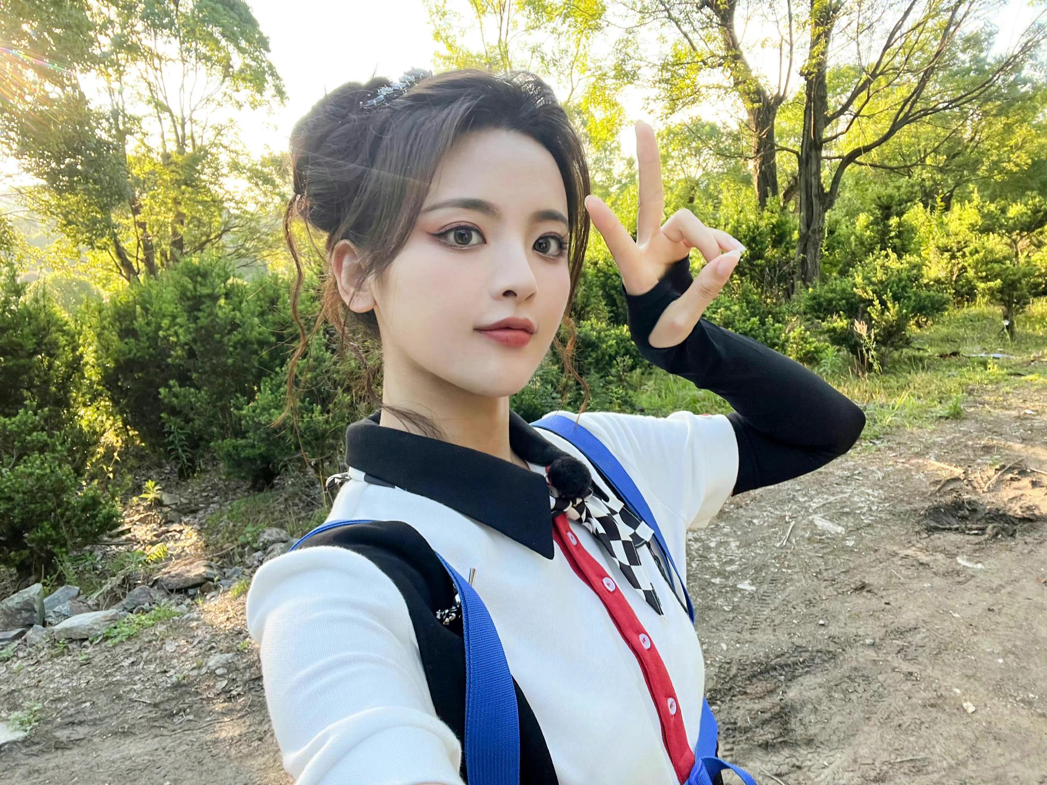 杨超越分享告别圆鱼洲plog马上就要说再见了真的很不舍啊