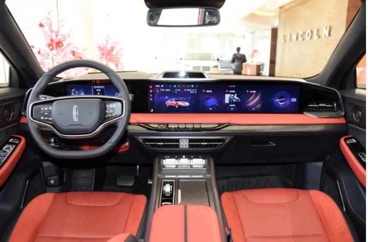 林肯Z对比奥迪A4L，谁更值得买？