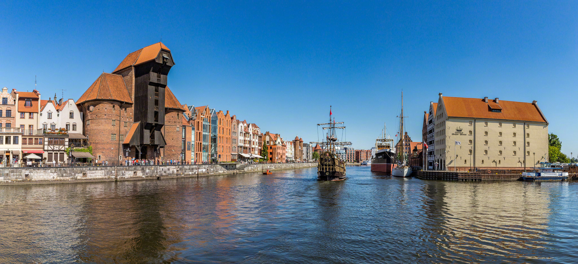 波兰格但斯克是波集最大的古建筑群城市之一