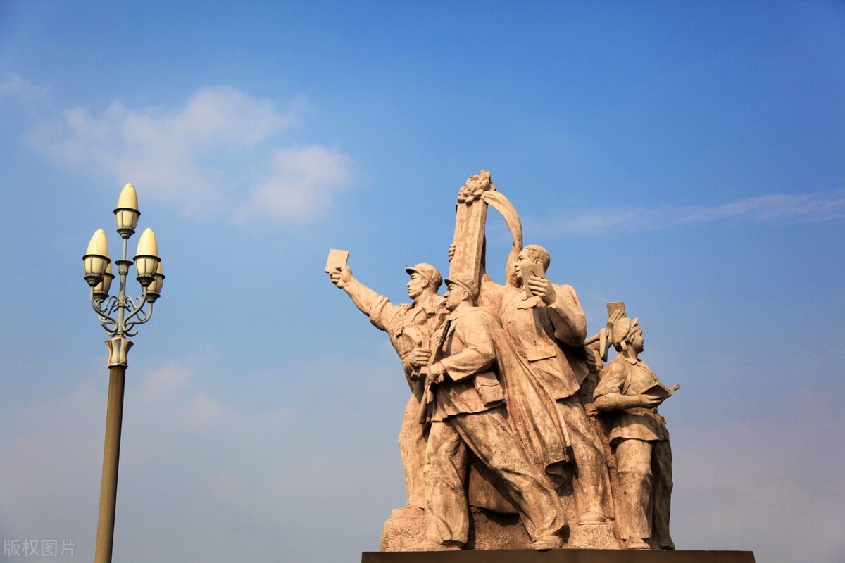 过去的身份有工农兵商学及其他社会角色中的分类.