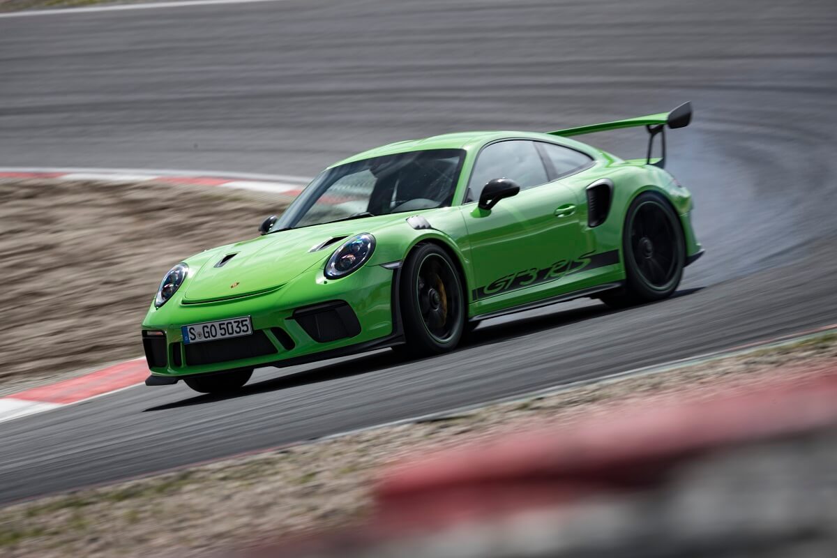 这一抹绿也是长青色了new911gt3rs的lizard
