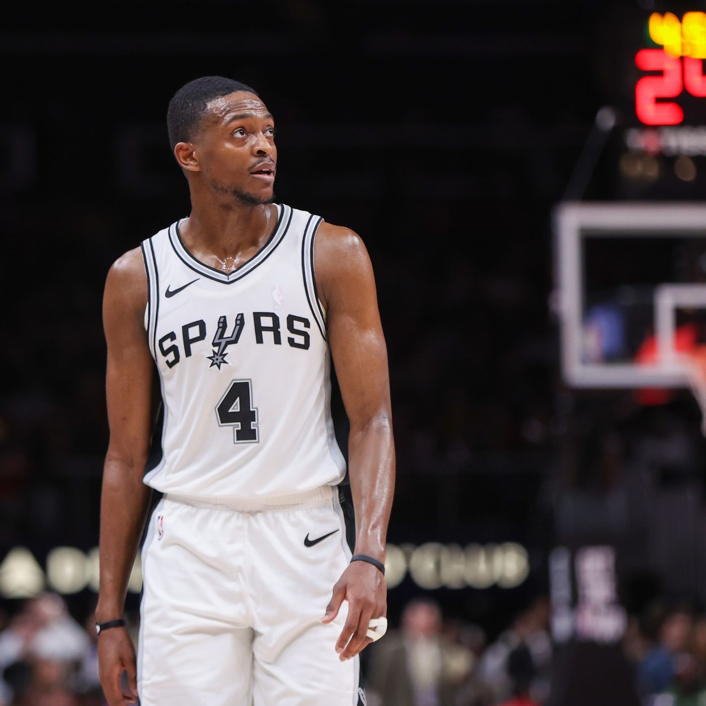 马刺126-98大胜老鹰 文班亚马26+12统治攻防