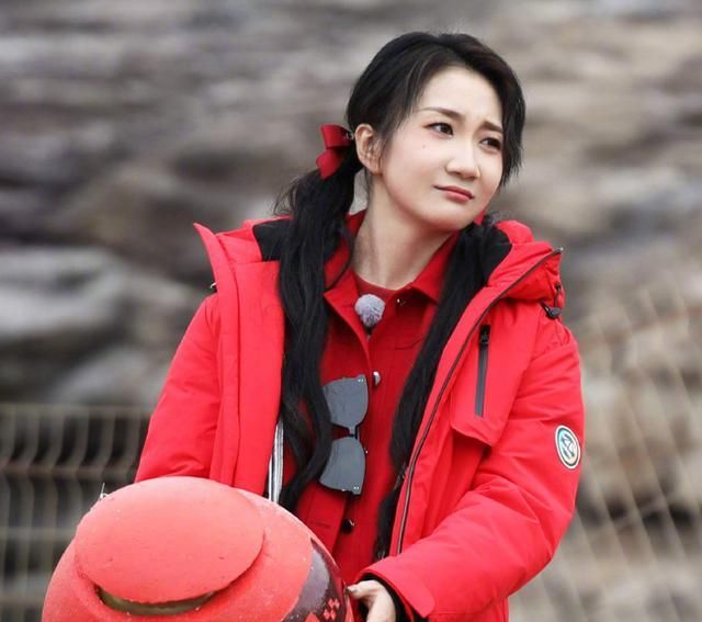 《奔跑吧》阵容豪华,演出三人一组,海报酷炫收视要创新高|王霏霏|节目