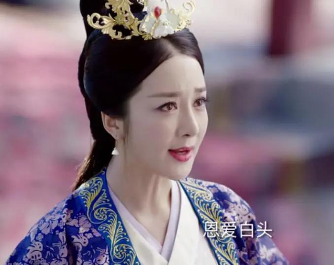 白英真容曝光复活后为何容貌大变并非被丘山毁容附体别人身上