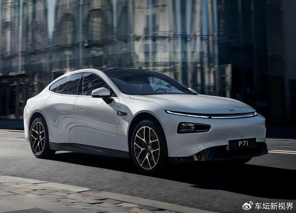 小鹏p7i采用经典鹏翼门元素,让个性出彩-新浪汽车