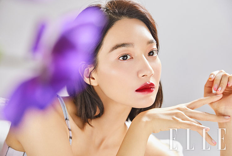 申敏儿 elle korea 三月chanel美妆画报,春天里的绝美花朵.