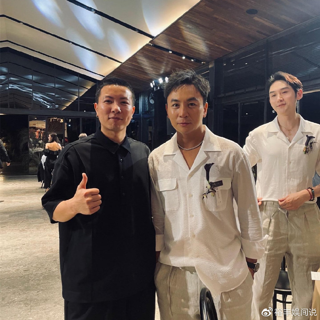 郝劭文大婚看点足!重现儿时经典,现场送手机,遗憾吴孟达看不到__财经头条