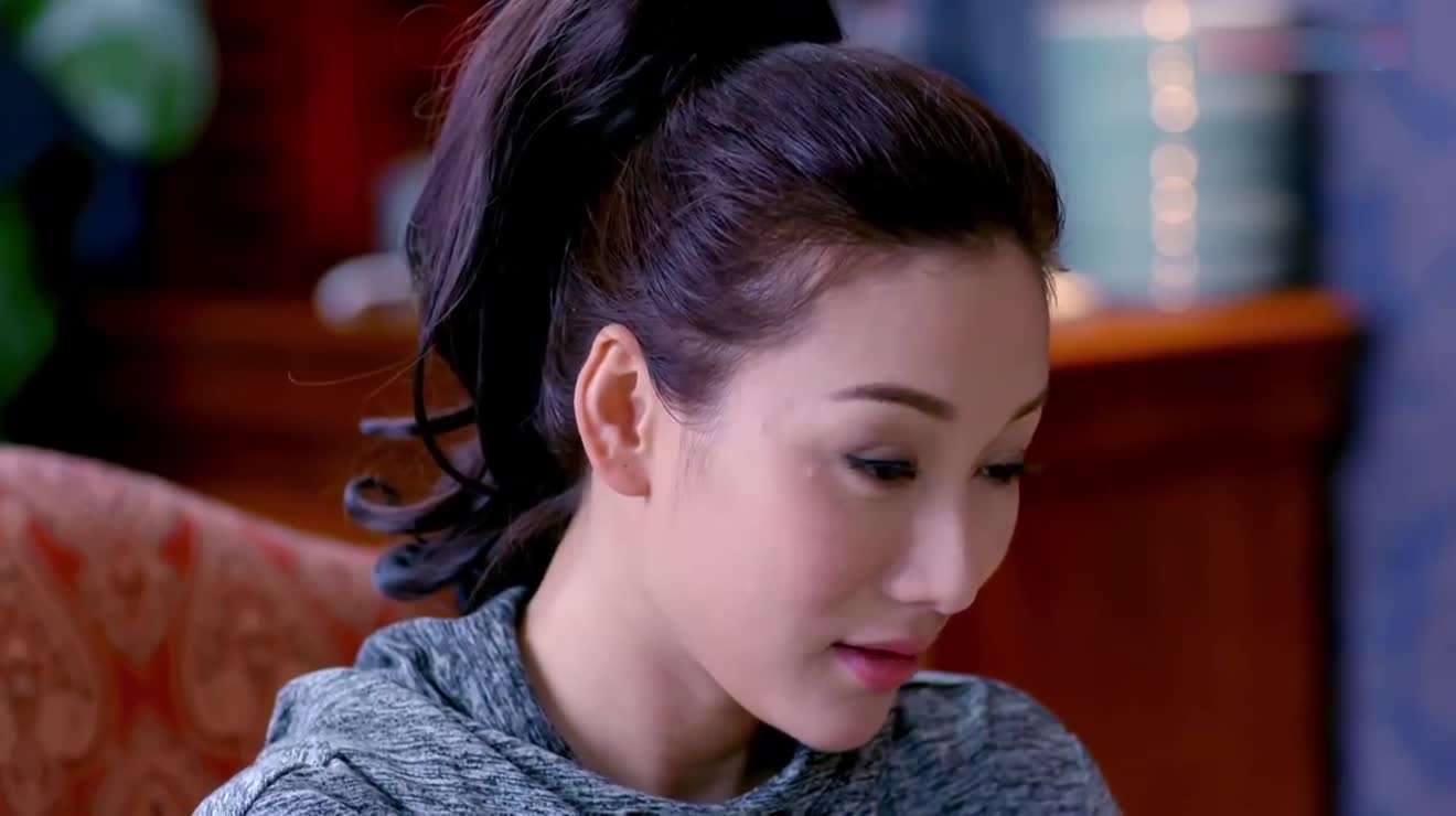 守护丽人心机女太会玩一边吊着小鲜肉一边玩着大土豪