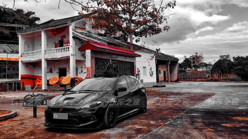 冷门小钢炮进化黑武士后太帅了菲亚特致悦改装案例